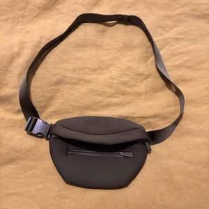 Quince army green crossbody bag